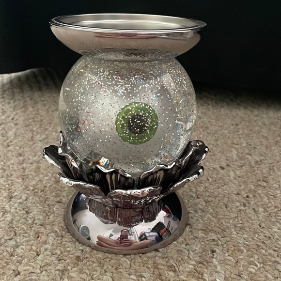 Bath & Body Works | Accents | Bath And Body Works Eyeball Glitter ...